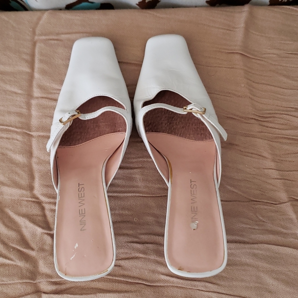 Liz Claiborne leather low heels - Picture 12 of 15